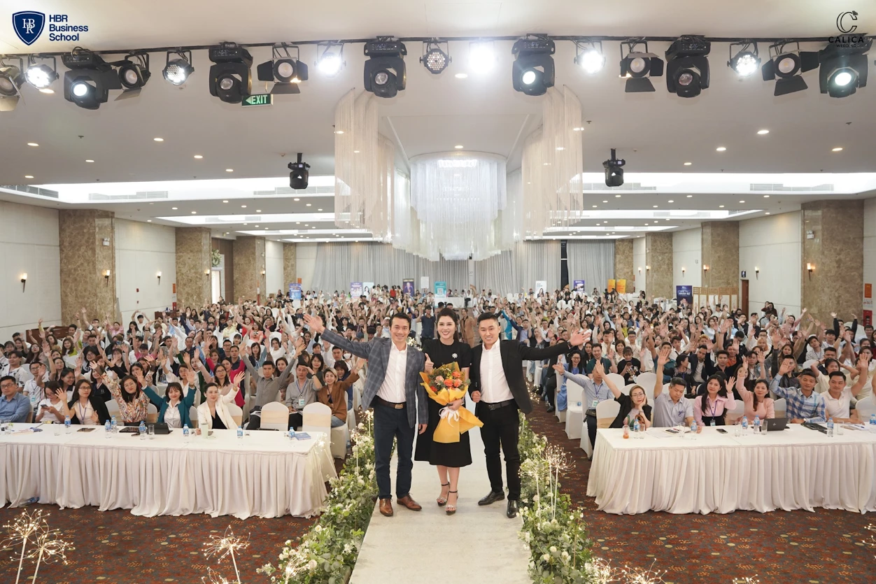 Seminar: Xây dựng và phát triển hệ thống bán hàng đột phá trên mạng xã hội