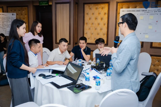 Hiện thực hóa văn hóa AI từ người lãnh đạo